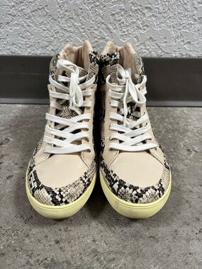 Coconuts by Matisse Cream & Snake-Print High-Top Sneakers with Yellow Sole